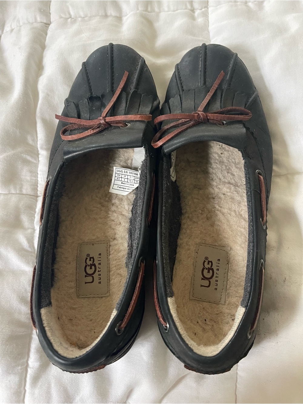 UGG Black Leather Australia Duck Shoe Loafer with Brown Laces
